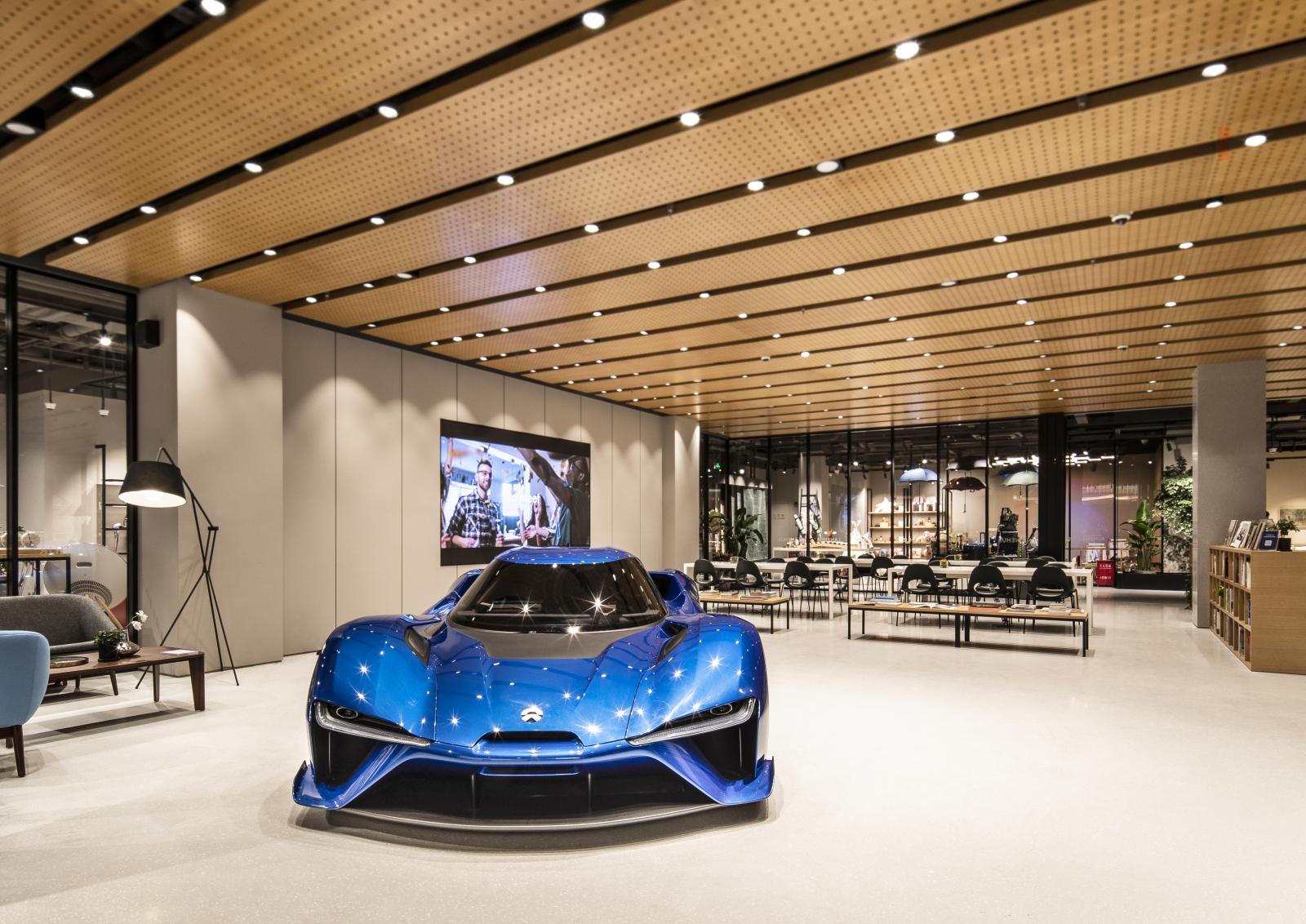 Link+ Architects | LANEHUB Flagship Store