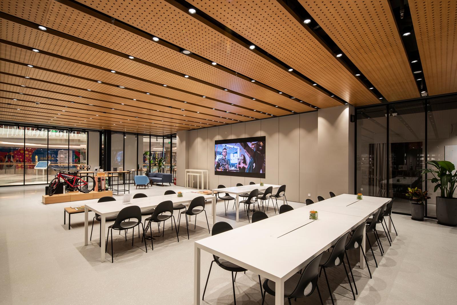 Link+ Architects | LANEHUB Flagship Store