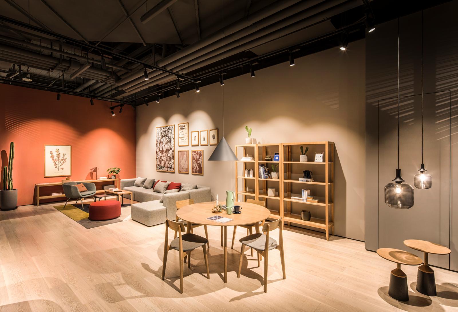 Link+ Architects | LANEHUB Flagship Store